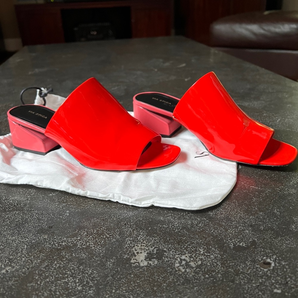 Via Spiga Porter Slide Sandals size 7.5 - Orange & Pink